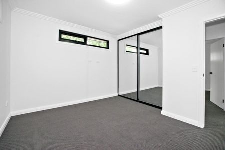 Stunning 4 Bedroom Home in Tregear - Photo 4