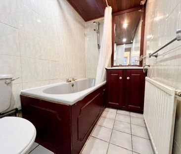 1 bedroom Flat To Let - Photo 4