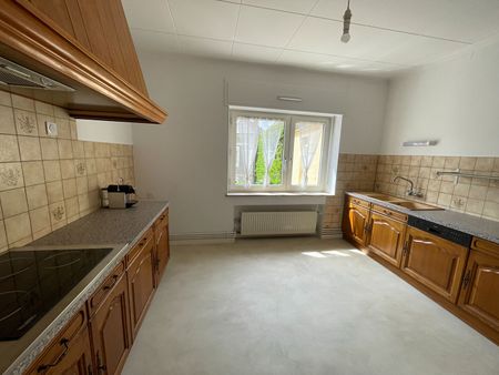 Location Appartement 4 pièces 113m² - Photo 4