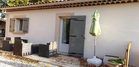 EXCLUSIVITÉ VEDENE - GRAND AVIGNON - APPARTEMENT/MAISON DE PLAIN PIED DE TYPE 2 Loyer 418€ pour PERSONNE SEULE OU ETUDIANT AVEC TERRASSE ET 1 PL DE PARKING - Photo 5