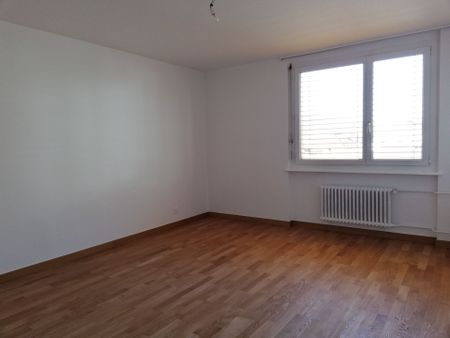 St-Imier, magnifique appartement de 3.5 pièces au 3ème avec ascenseur - Photo 3