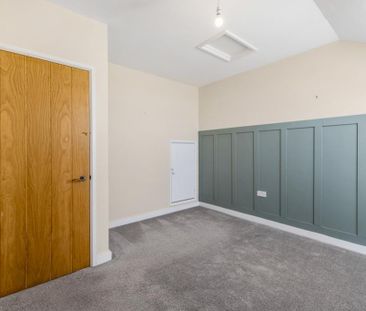 3 bedroom terraced house to rent - Photo 6