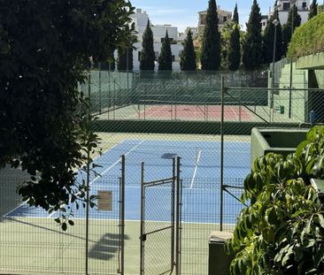 Planta baja de alquiler en Divina Pastora - Photo 1