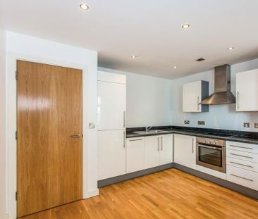 1 bedroom flat to rent - Photo 6