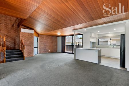 1/2a Helen Street, Merewether NSW 2291 - Townhouse For Rent | Domain - Photo 3