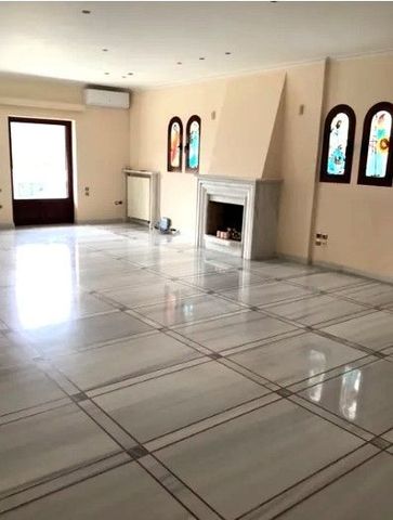 Μονοκατοικία για ενοικίαση Καστρί - Πολιτεία (Νέα Ερυθραία) - Φωτογραφία 2