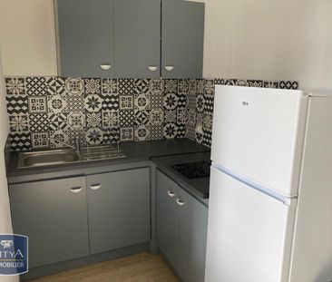 Location Appartement 1 pièce 27m² BETHUNE 62400 - Photo 5