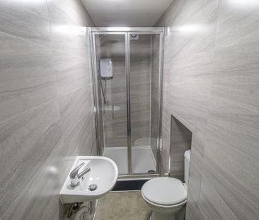 1 bedroom in a house share to rent - Photo 6