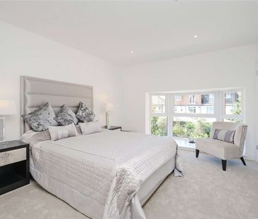 A superb four bedroom home, set within a secure and secluded gated development. - Photo 1