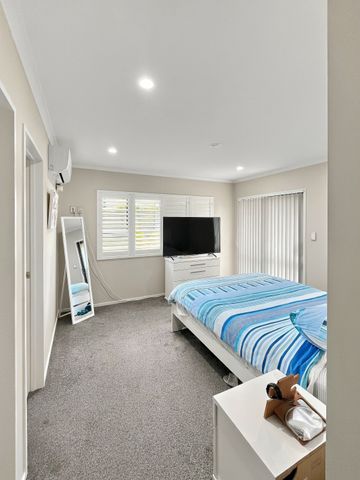 Four bedroom + Utility Room! - Photo 2