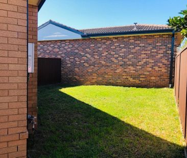 Three Bedroom Villa with Split System Air Conditioning - Photo 5