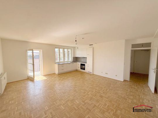 UNBEFRISTET - Helle 3-Zimmerwohnung mit Balkon nahe dem Esperantoplatz! - Photo 1