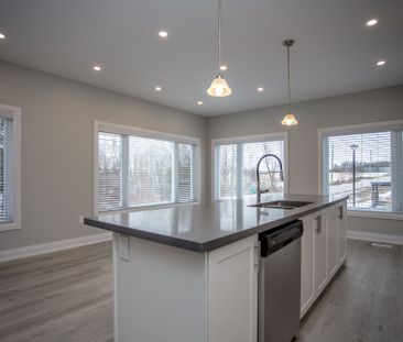 For Lease - 1497 PURCHASE Place, Innisfil, Ontario - Photo 3