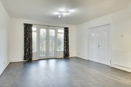 Falcon Way, Harrow, HA3 - Photo 2