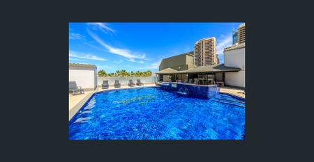 STUDIO APARTMENT- SURFERS PARADISE - Photo 3