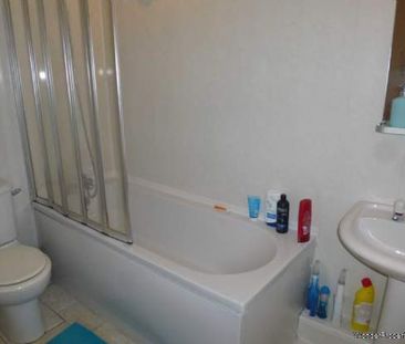 2 bedroom property to rent in Manchester - Photo 5