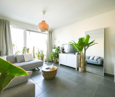 Lichtrijk appartement te huur nabij centrum Harelbeke - Photo 1