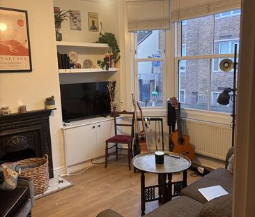 Room in a Shared House, Dewe Road, BN2 - Photo 2