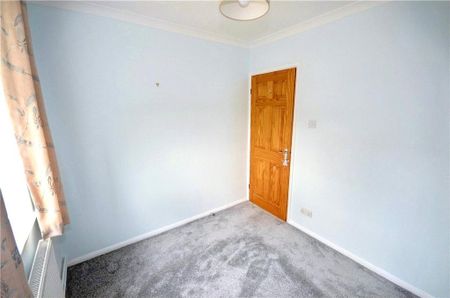2 bedroom bungalow to rent - Photo 3