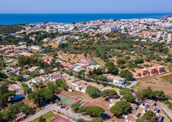 113 R. Dr. Roberto Roquette, Olhos de Água, Setúbal Municipality 8200