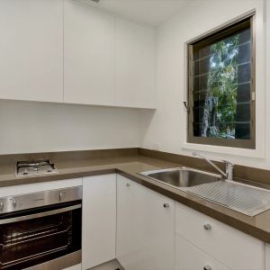 Bright and Fresh Designer Cabin - Photo 2