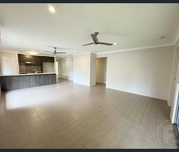 Large Family Home in Brightwater - Photo 1