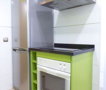 Piso de alquiler en Calle Poetisa Alfonsina Domínguez, 3, El Cónsul... - Photo 6