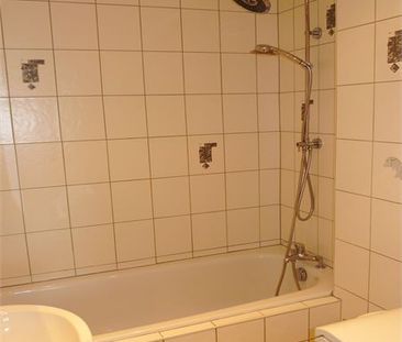 Location Appartement 3 pièces 60m² - Photo 2