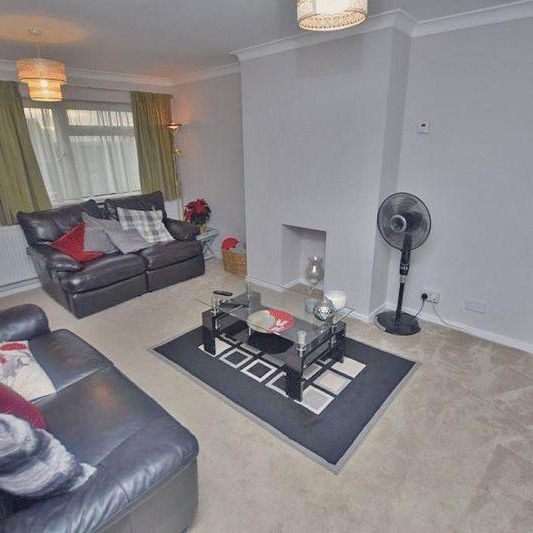 2 bedroom maisonette to rent - Photo 1