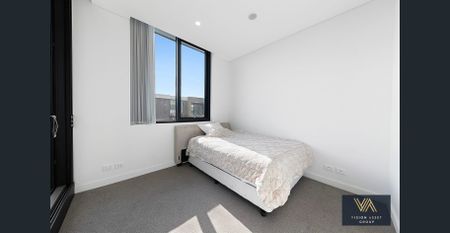 NEAR NEW 1 BEDROOM APARTMENT WITH A STUDY ROOM AVAILABLE NOW! - Photo 5