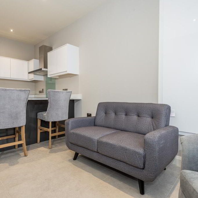 Unit 4, 16 Eglantine Avenue, Belfast, BT9 6DX - Photo 1