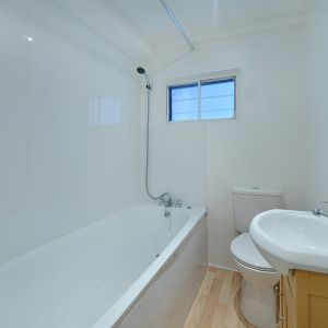 Marloes Road, Kensington and Chelsea, London, W8 - Photo 2