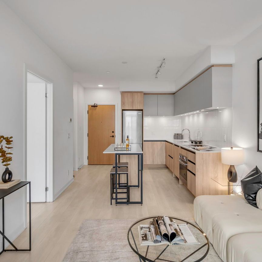 For Lease - 7950 Bathurst Street Unit# A611, Vaughan, Ontario - Photo 1