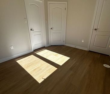 For Lease - 7 Waterleaf Road Unit# Coach, Markham, Ontario - Photo 1