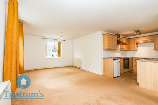 2 bed Apartment for Rent - Photo 1