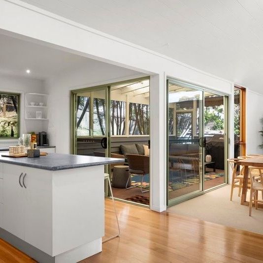 Stunning Coastal Retreat - Photo 1