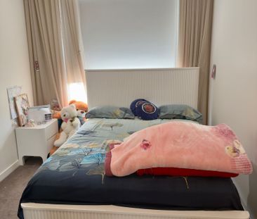 Dandenong North - Photo 1