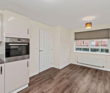 Henbury Gardens, Warrington - Photo 6