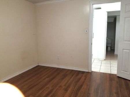 For Lease - 182 Confederation Drive Unit# Basement-1, Toronto, Ontario - Photo 2