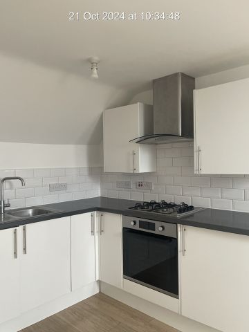 2 Bed Flat, Worsley Court, BS5 - Photo 4
