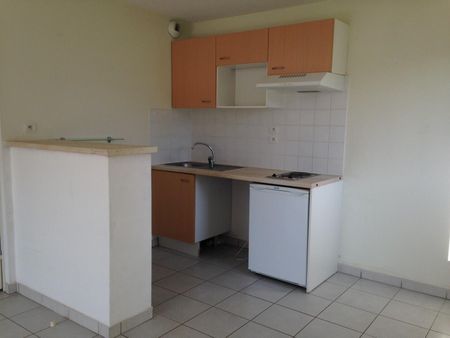 location Appartement T2 DE 43.05m² À NAILLOUX - Photo 4