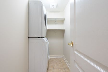 For Lease - 350 Princess Royal Drive Unit# 202, Mississauga, Ontario - Photo 3