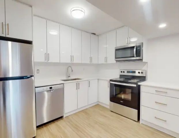 320 Lonsdale Rd, Toronto, ON M4V 1X4 | 320 Lonsdale Rd, Toronto - Photo 1