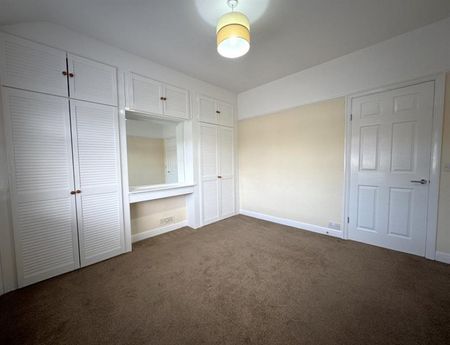 3 Bedroom Semi Detached To Let - Photo 4