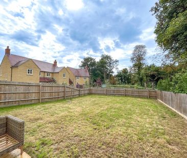 Marriott Close, Wootton, Woodstock, Oxfordshire, OX20 - Photo 4