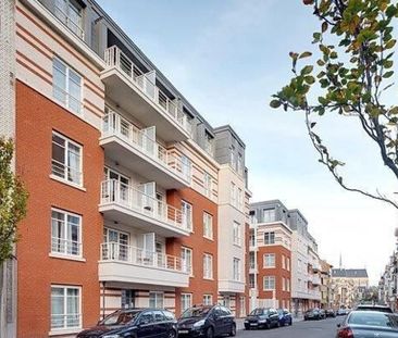 Appartement te huur in Etterbeek voor € 1.200 met 1 slaapkamer - Photo 5