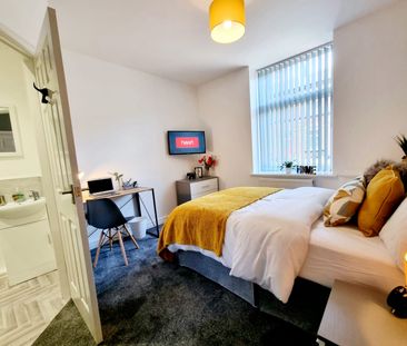 Absolutely Luxurious Brand New en-suite Rooms - Photo 3