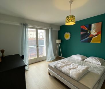 Location Appartement 4 pièces 103m² - Photo 2