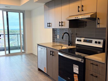 For Lease - 4878 Powers Common Unit# D801, Burlington, Ontario - Photo 3