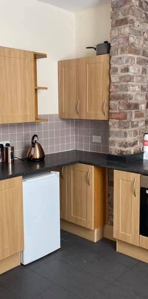 7 bedroom house share to rent - Photo 1